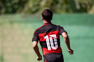 Joia comemora estreia no Flamengo: 'Foi muito especial'