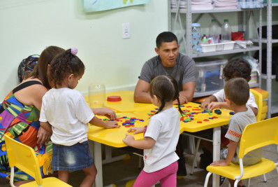 Maricá abre 120 vagas de apoio noturno para filhos de trabalhadores e estudantes