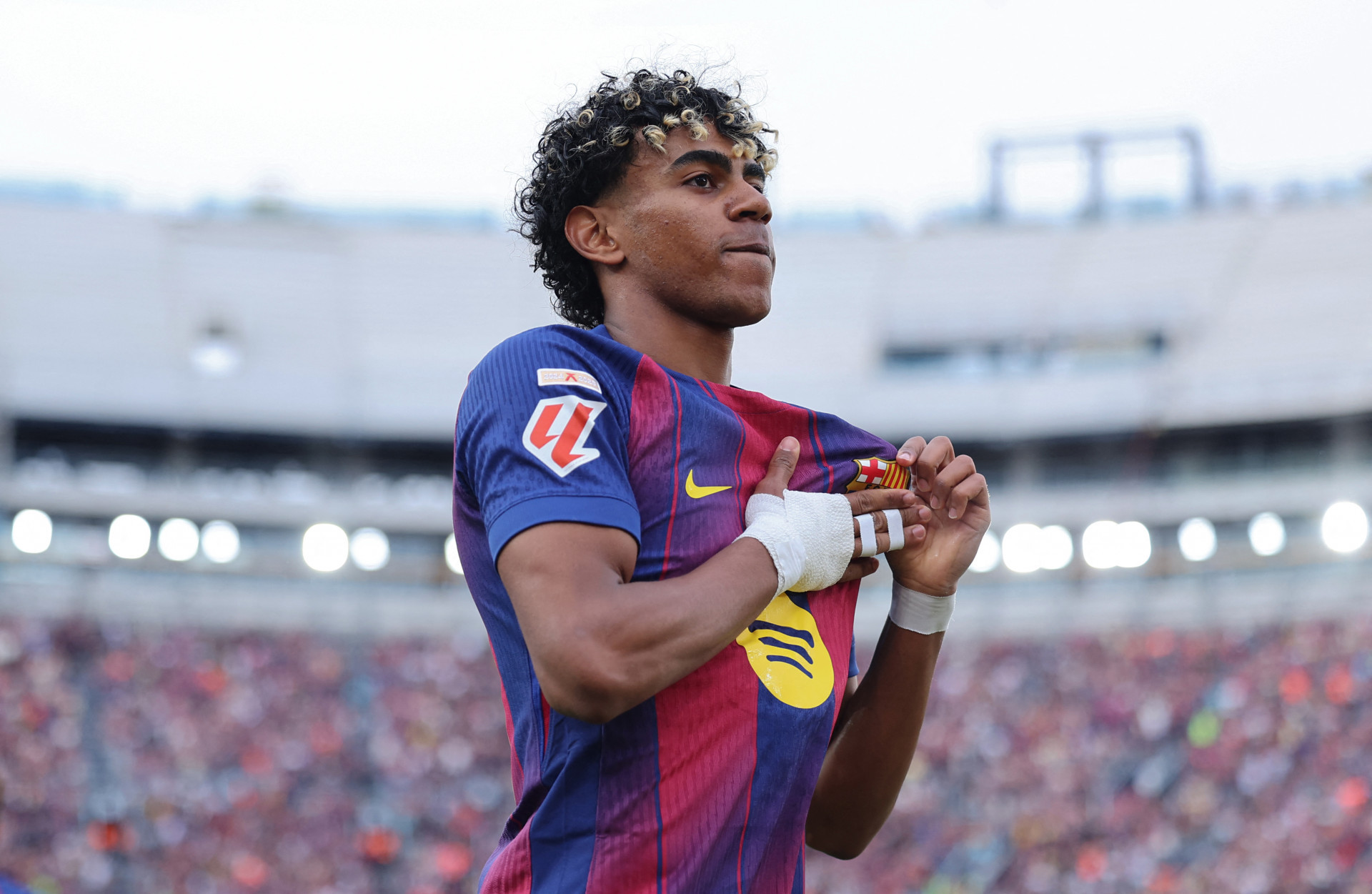 Camisa 10 do Barcelona, Lamine Yamal pode brilhar pela Espanha na Copa e lutar pela premiação - Josep Lago / AFP