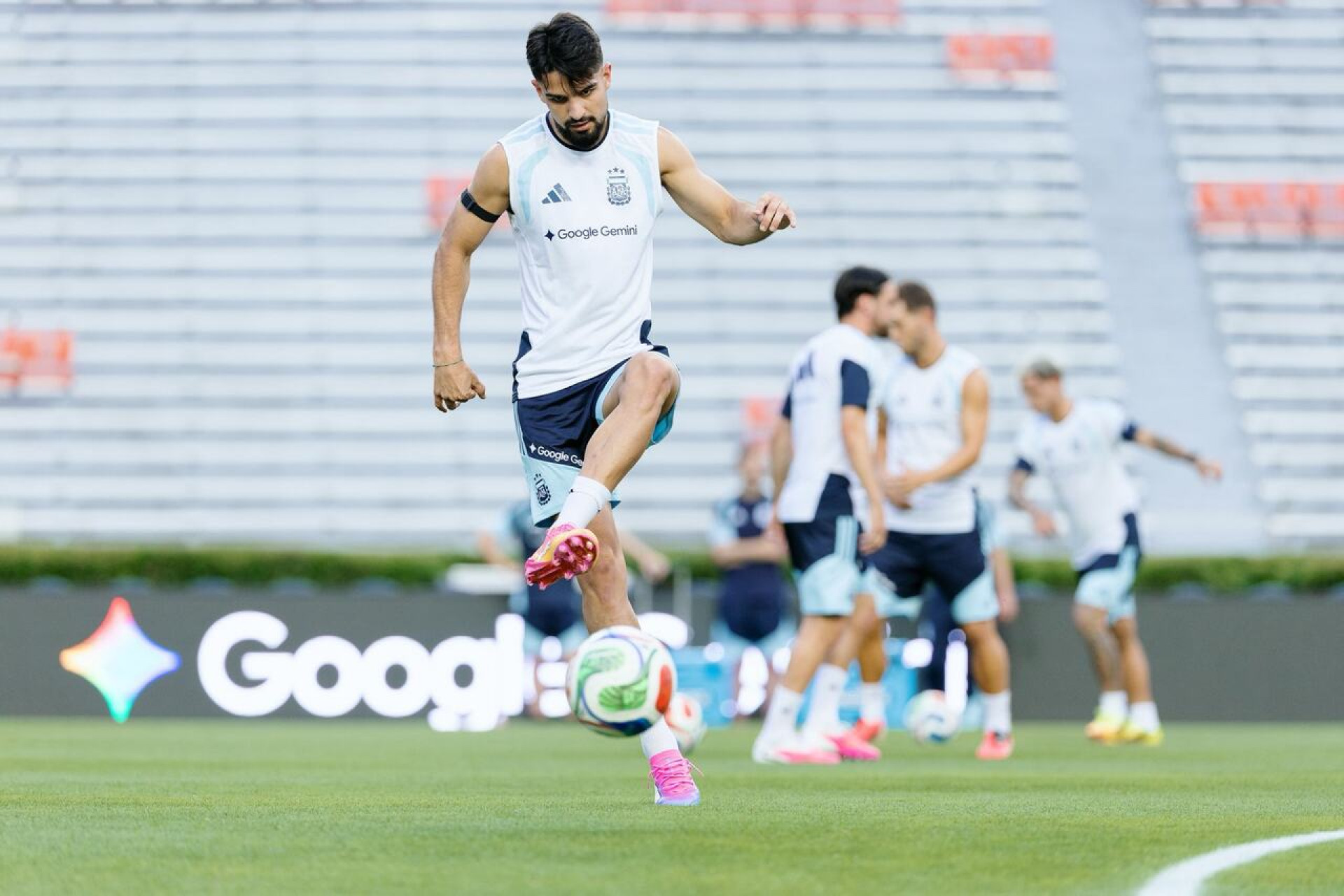 Messi deve ser titular em amistoso; Argentina ter&aacute; mudan&ccedil;as em mais setores