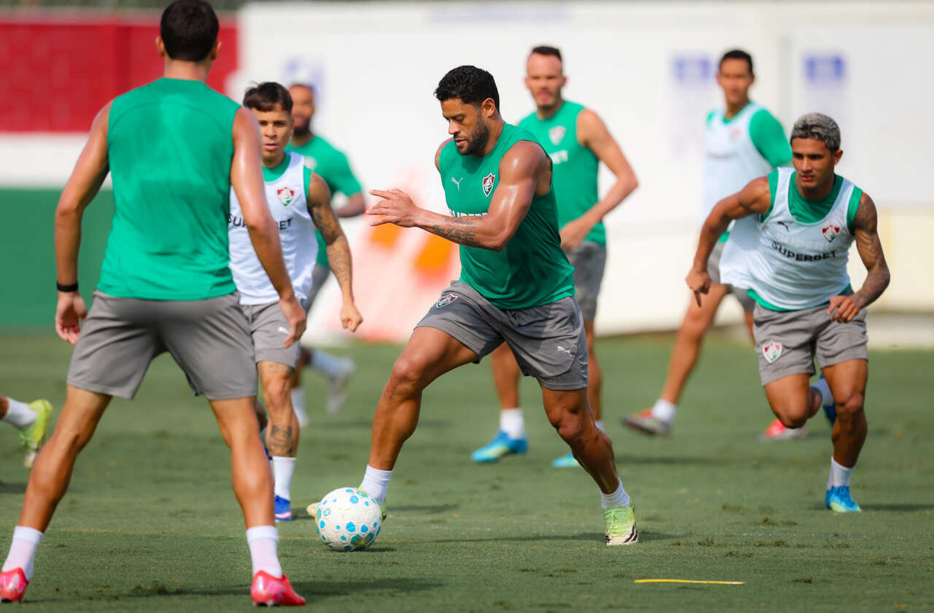 Fluminense pode fazer reformula&ccedil;&atilde;o no elenco para o pr&oacute;ximo semestre
