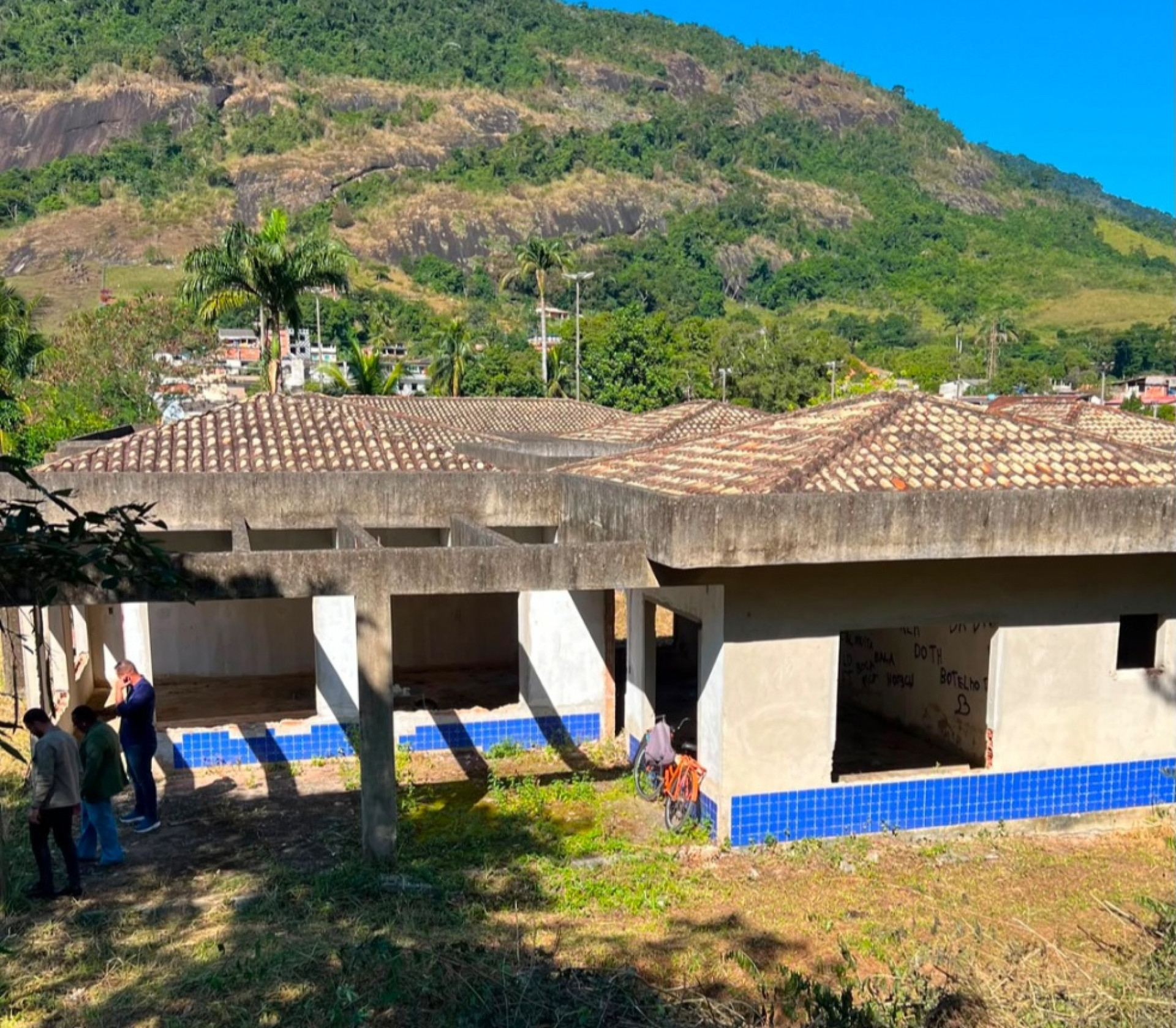 Governo de Macabu retoma obras há 13 anos suspensas, em crec