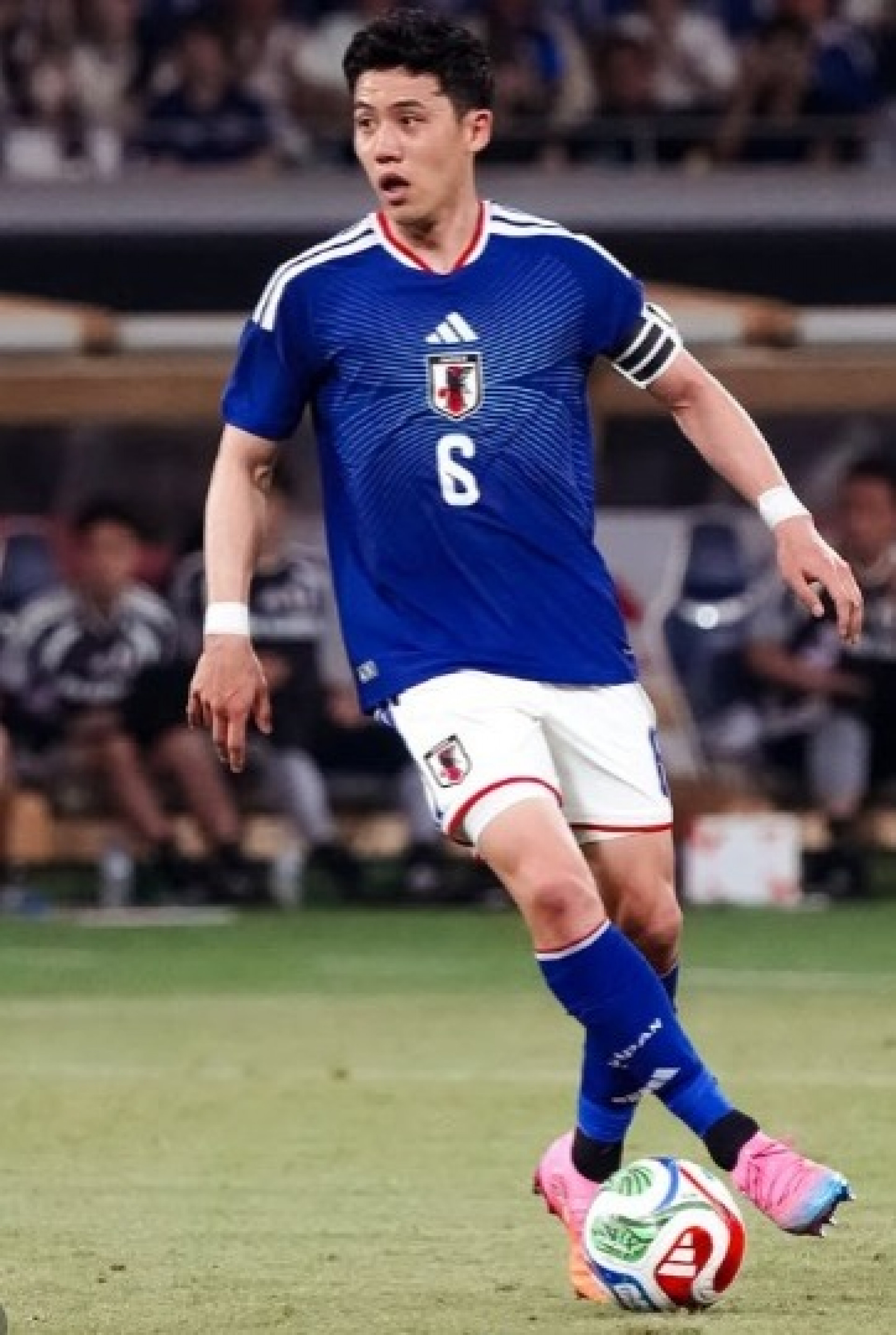 Wataru Endo &eacute; destaque da sele&ccedil;&atilde;o japonesa - Divulga&ccedil;&atilde;o / Jap&atilde;o