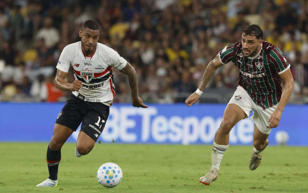 Fluminense e S&atilde;o Paulo negociam amistoso durante a Copa