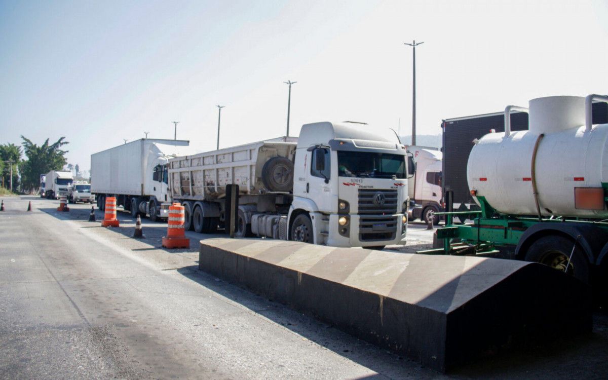 Valor das autuações por infrações fiscais nas divisas do Rio