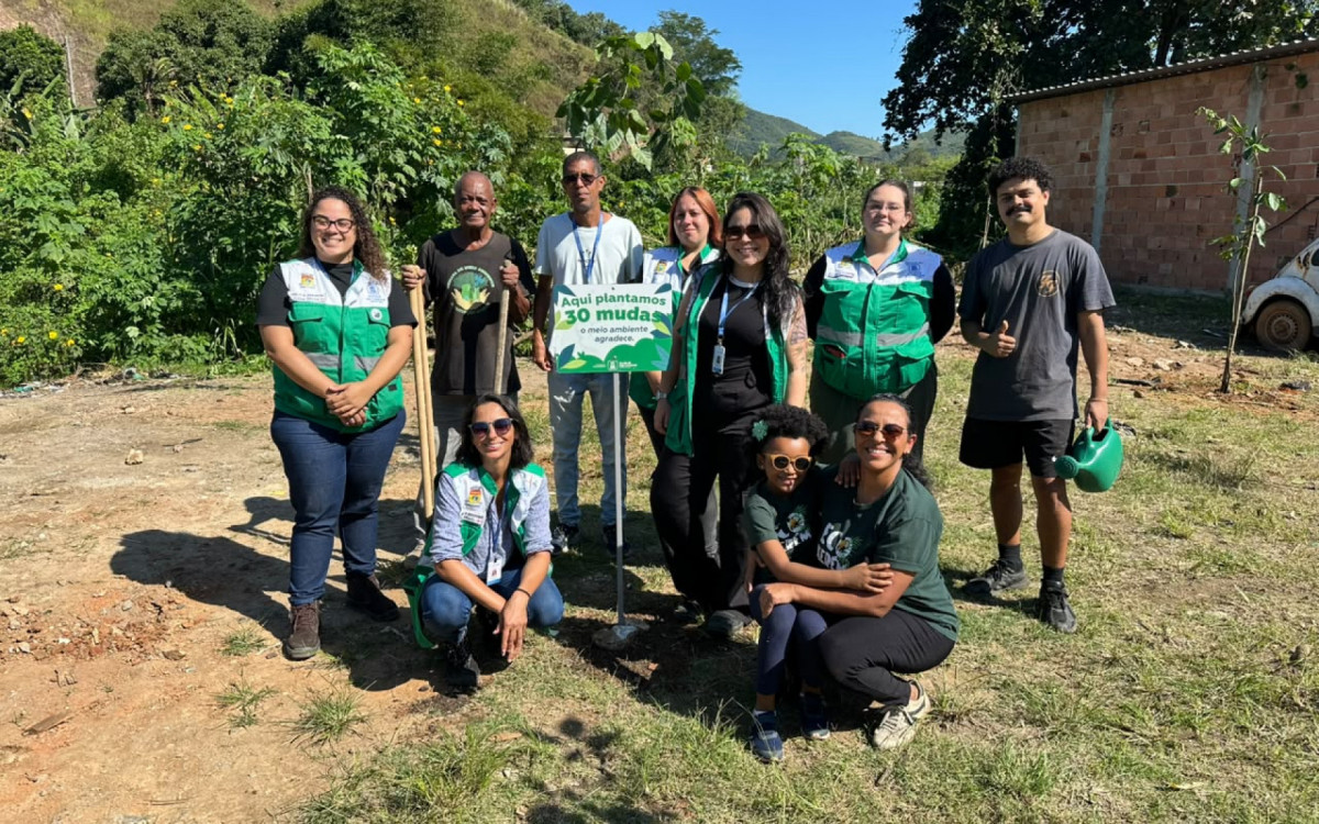 Caxias realiza plantio de mudas da Mata Atlântica em Xerém