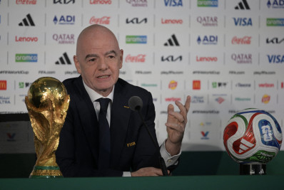 Presidente da Fifa lamenta ausência de árbitro somali na Copa: 'Não controlamos tudo'