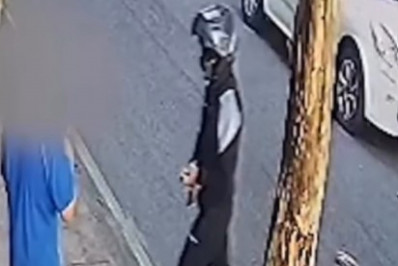 Homem tem aliança roubada enquanto varria calçada no Jardim Botânico