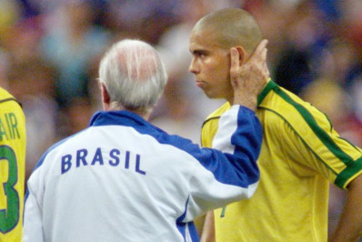 Brasil estreou no estádio da final em quatro Copas, mas todas foram 'azaradas'