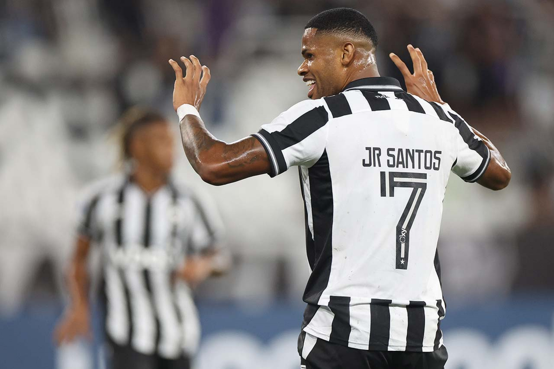 Junior Santos.   BOTAFOGO x Racing ARG pela Conmebol Sulamericana no Estadio Nilton Santos, 06 de Maio de 2026, Rio de Janeiro, RJ, Brasil. Foto: Vitor Silva/Botafogo. 

Imagem protegida pela Lei do Direito Autoral N&ordm; 9.610, DE 19 DE FEVEREIRO DE 1998. Sendo proibido qualquer uso comercial, remunerado e manipulacao/alteracao da obra.