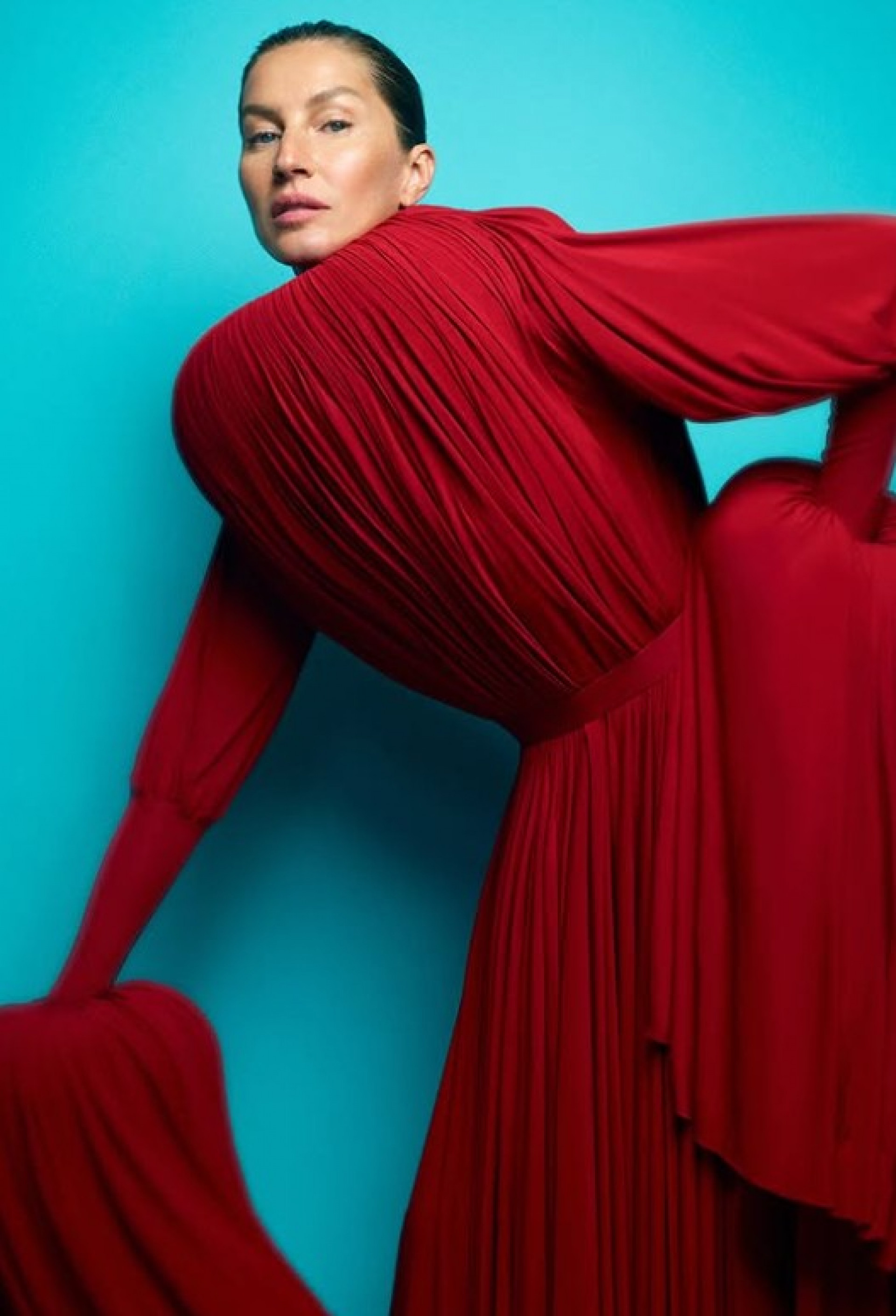 Gisele Bündchen retorna à 'W Magazine' após 19 anos e relembra início da carreira - Reprodução / Instagram