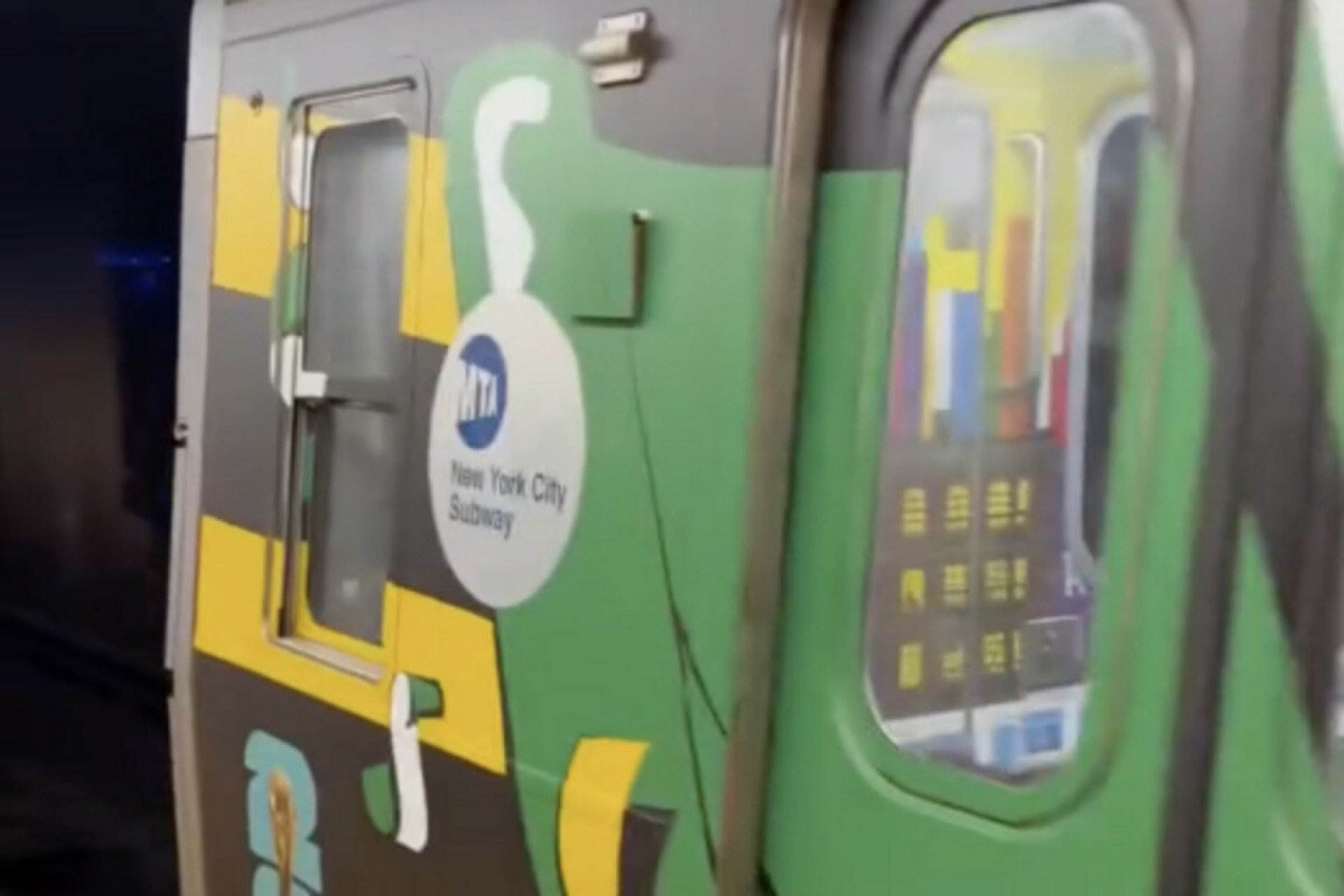 Nova York adesiva trens do metr&ocirc; com bandeiras das sele&ccedil;&otilde;es da Copa