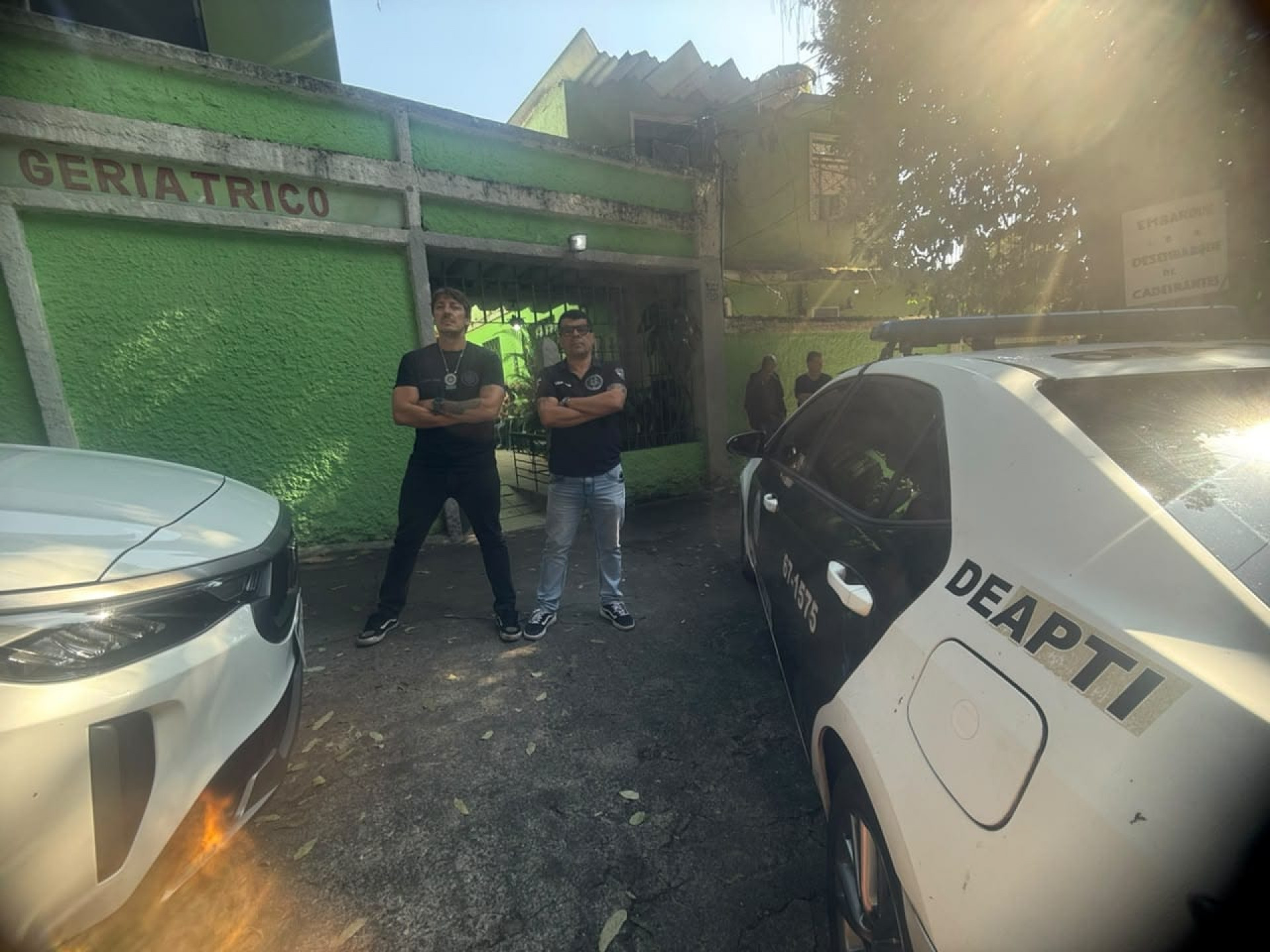 Agentes encontraram condições precárias de instalação na casa de repouso Long Age - Reprodução