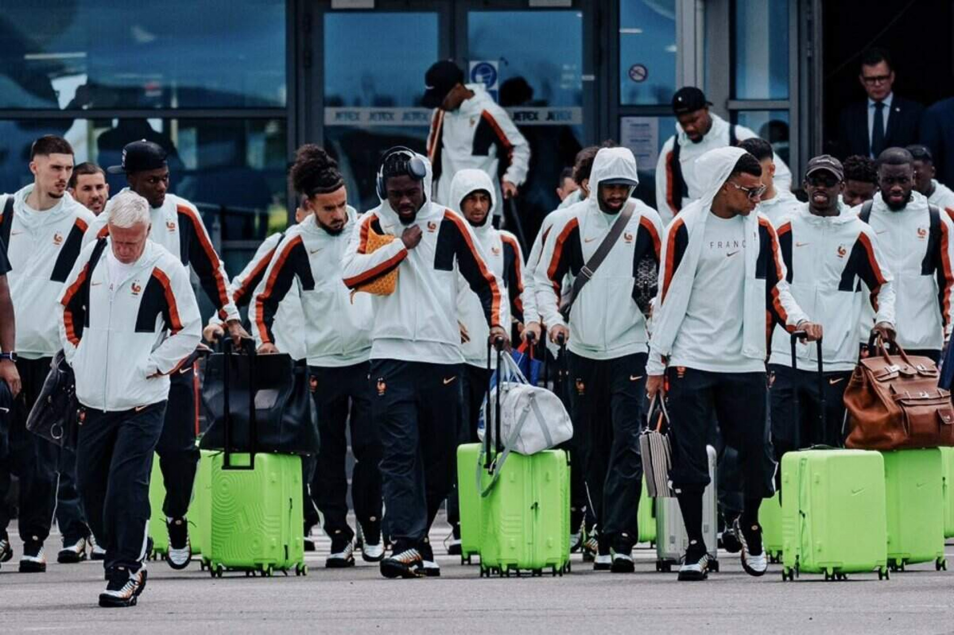 Fran&ccedil;a desembarca nos EUA para a Copa do Mundo