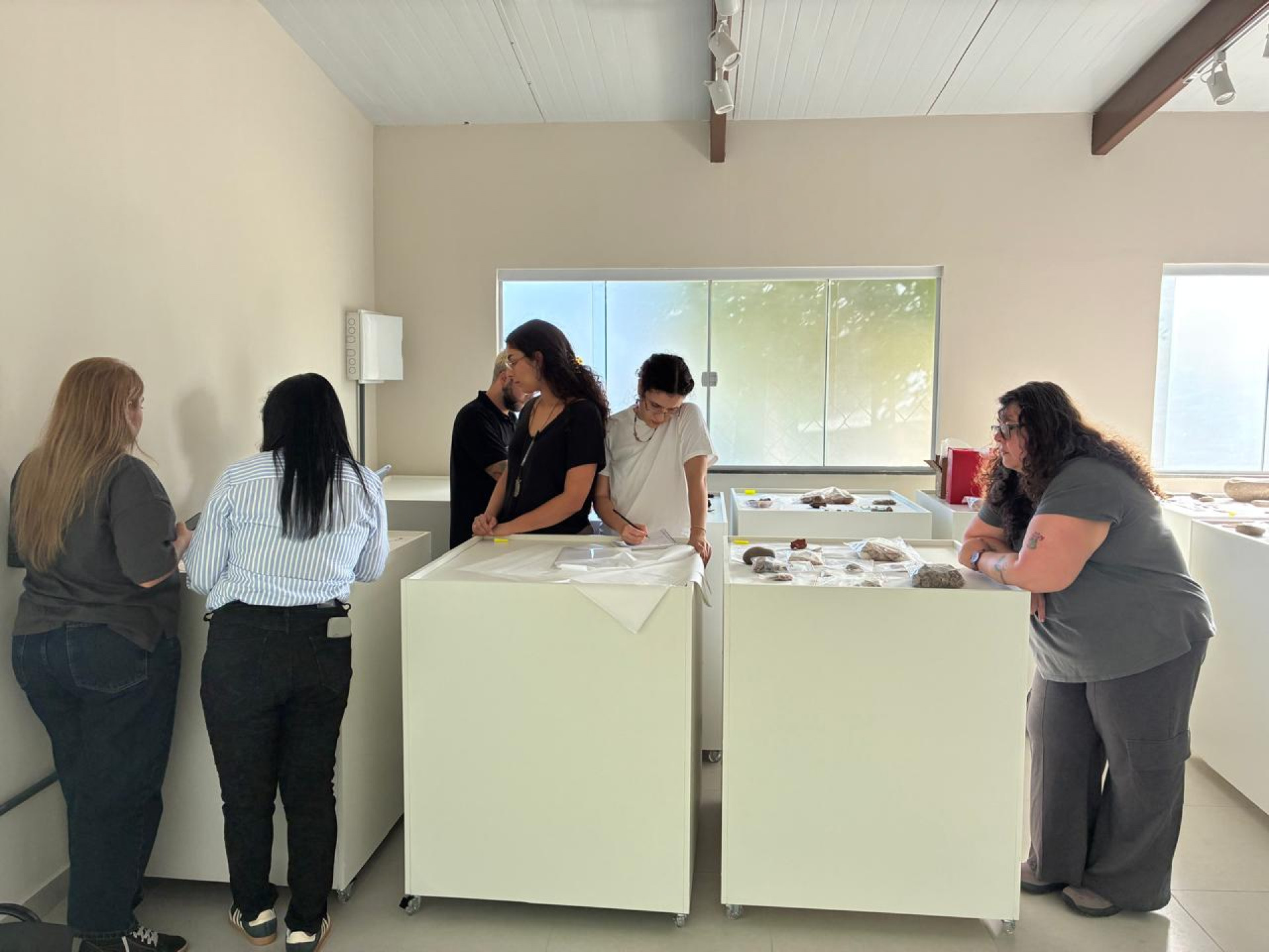 Saquarema recebeu pesquisadores para uma visita técnica ao Sítio Arqueológico do Sambaqui da Beirada - Divulgação/Prefeitura de Saquarema