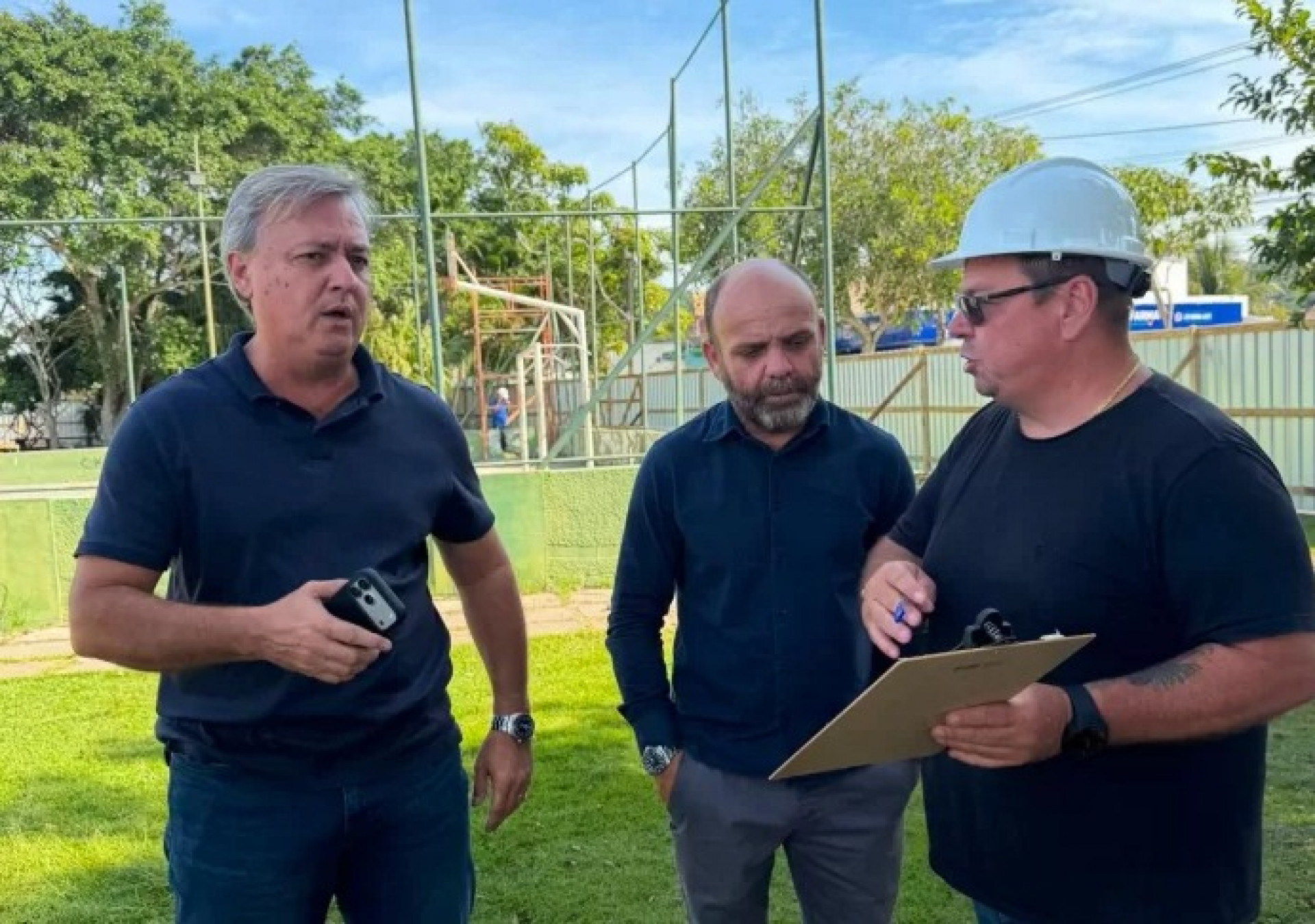 Alexandre Martins intensifica vistorias e anuncia reforma de