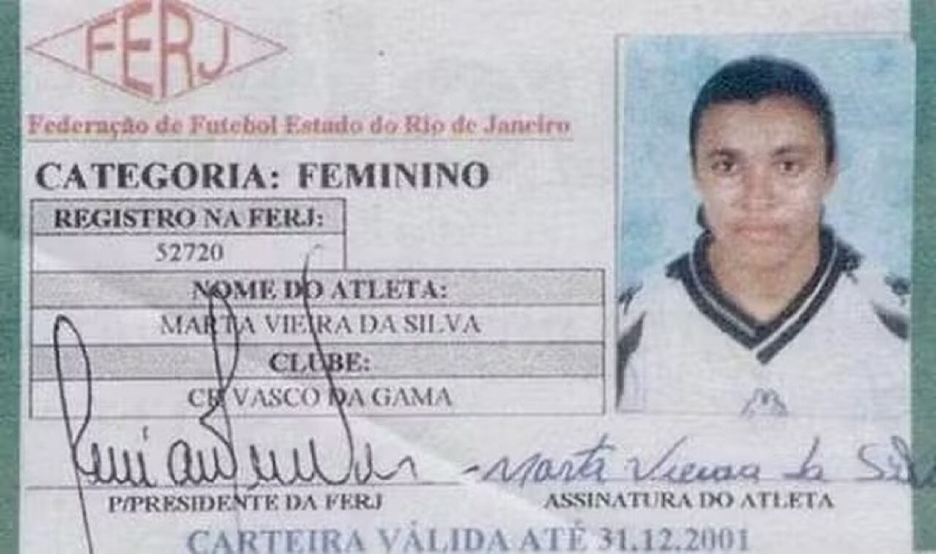 Acervo do Vasco recebe registros hist&oacute;ricos de Marta atuando pelo clube