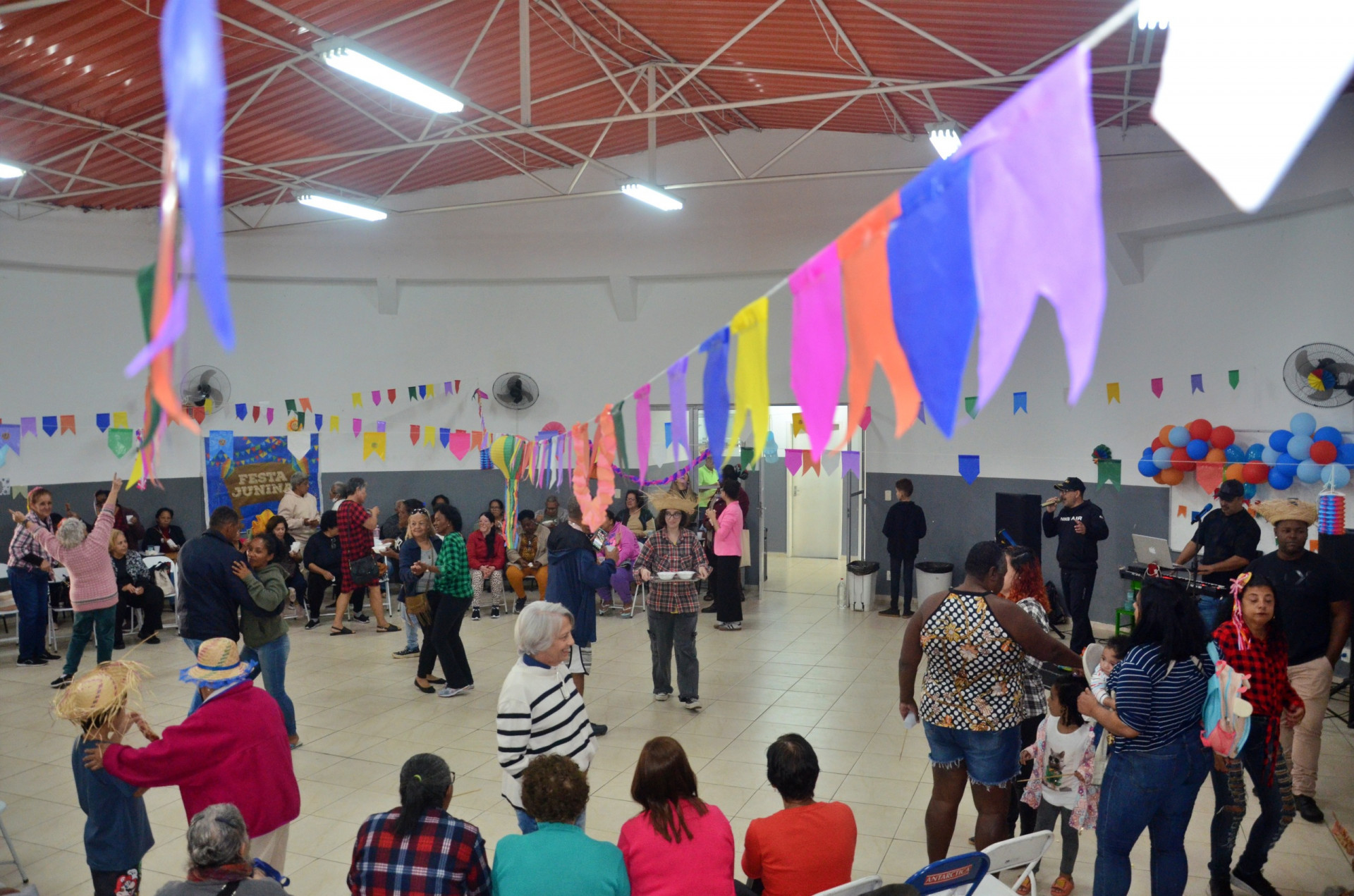 Prefeitura de Volta Redonda promove temporada de festas juni