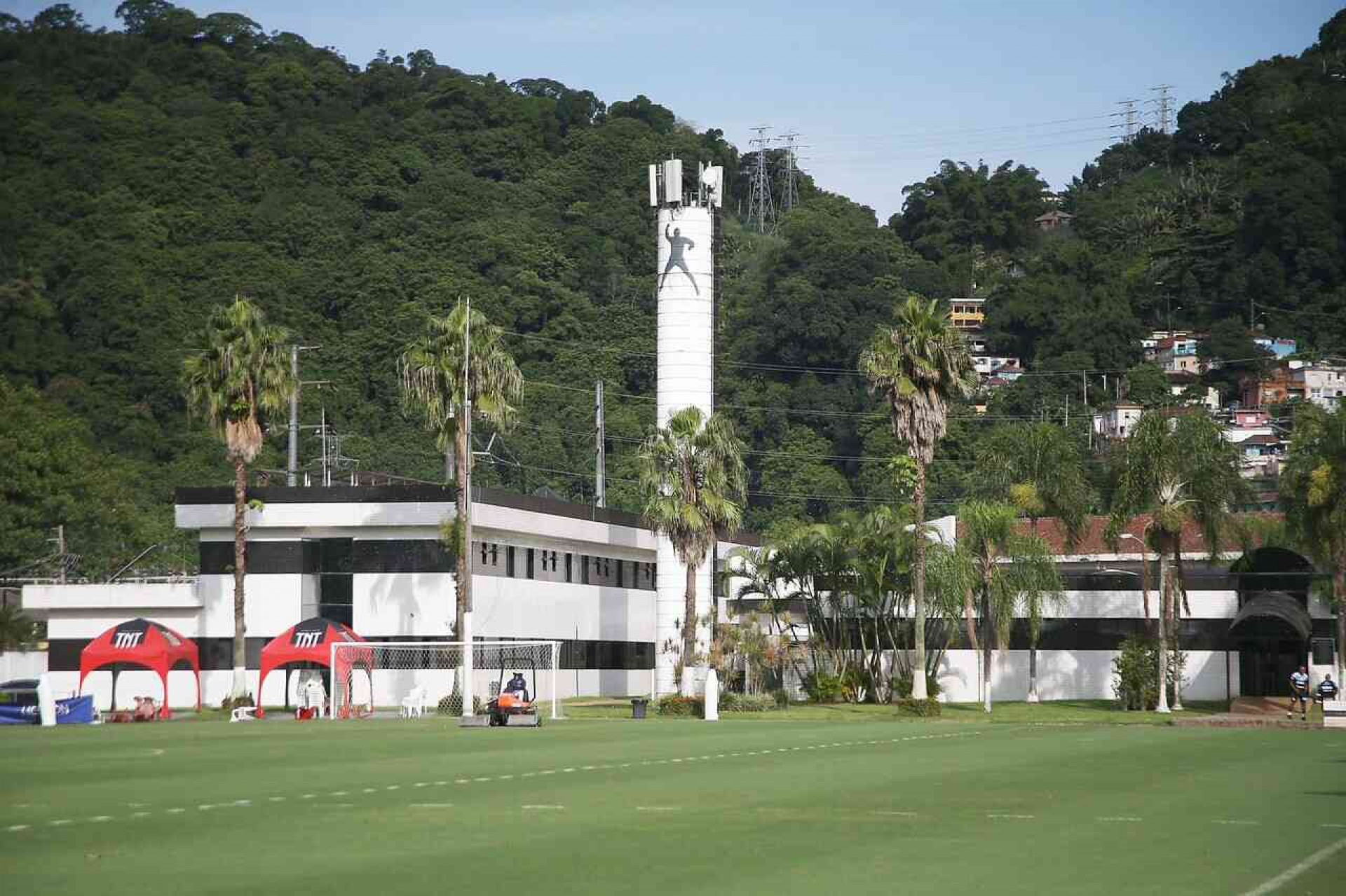 MPF pede suspens&atilde;o do leil&atilde;o do CT do Santos ap&oacute;s apontar falhas no processo