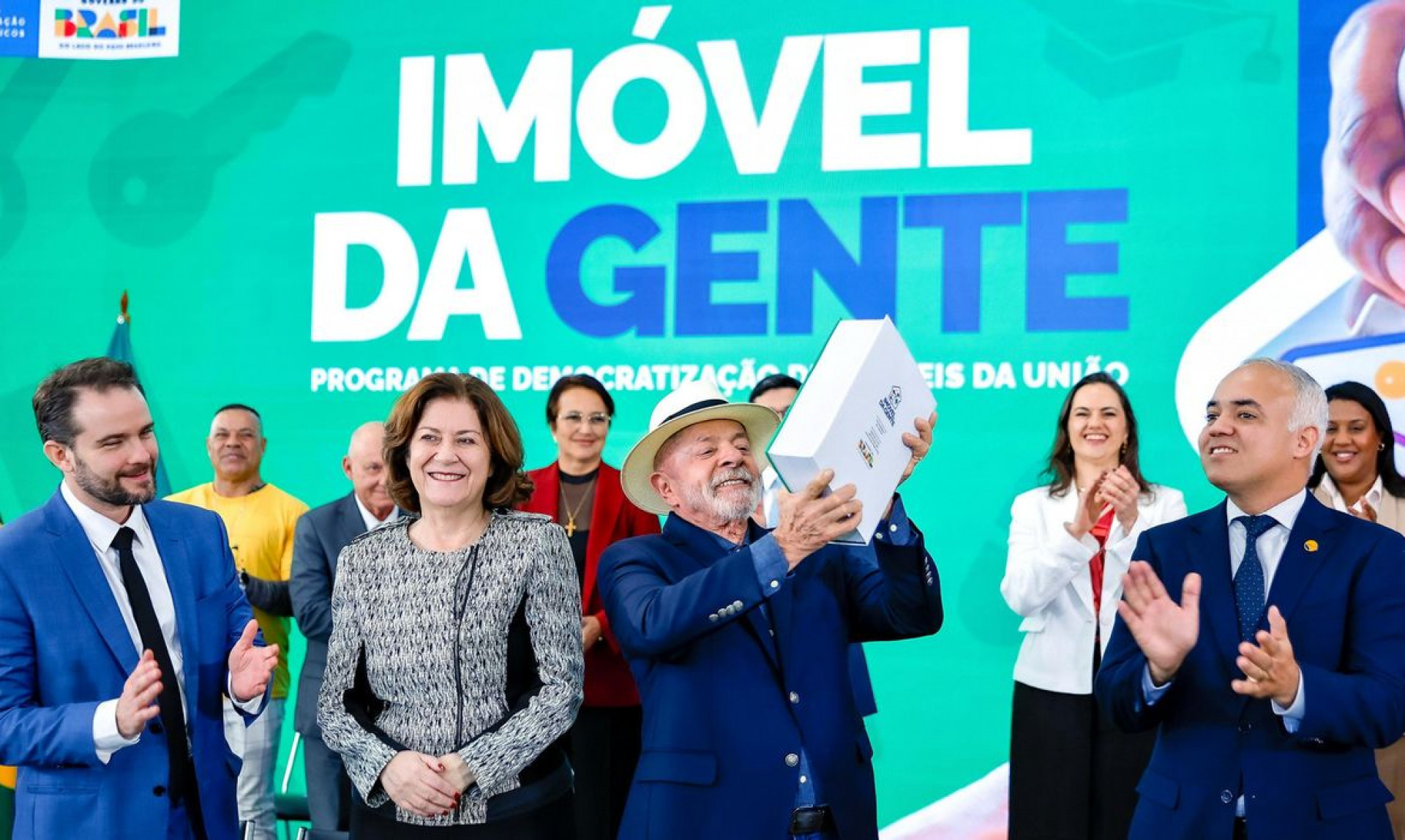 Governo federal dá nova destinação a 1,9 mil imóveis abandon