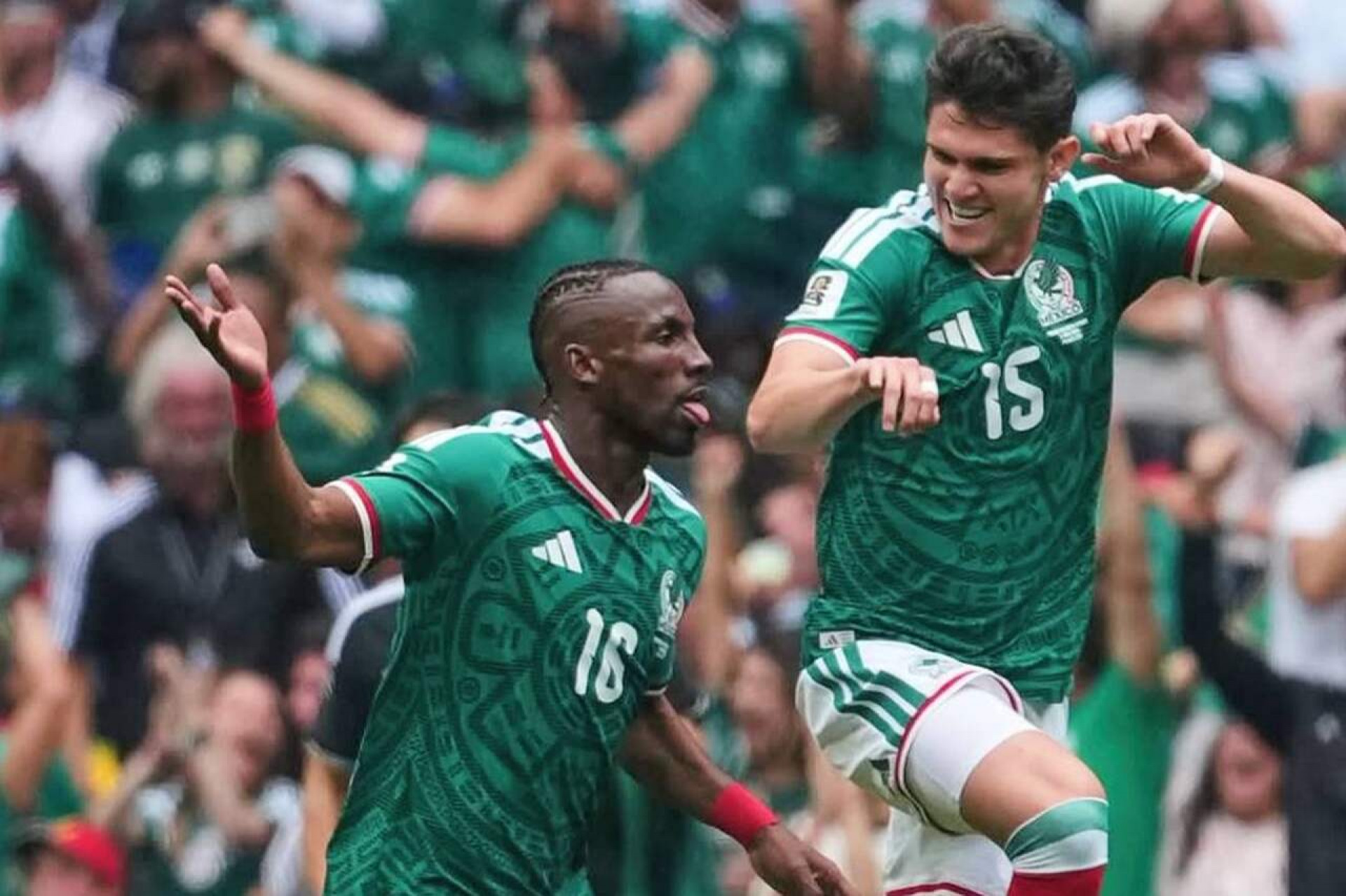 Qui&ntilde;ones exalta atua&ccedil;&atilde;o do M&eacute;xico e valoriza for&ccedil;a da torcida em estreia na Copa: “Foram fundamentais”