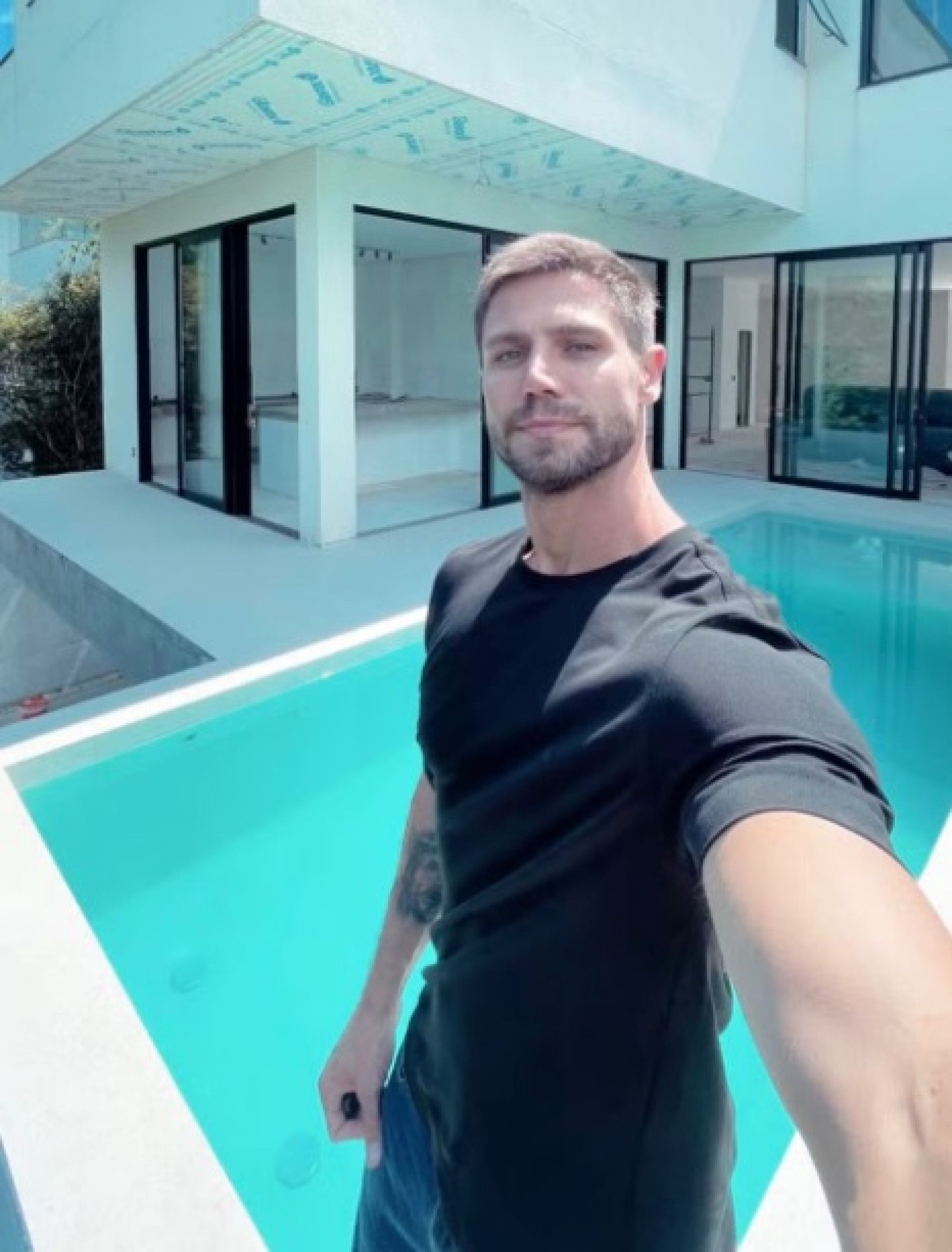 Jonas Sulzbach revela o que fará com mansão construída ao la