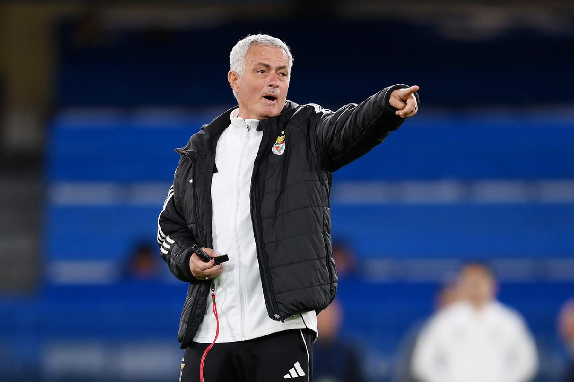 LONDON, ENGLAND - SEPTEMBER 29: Jose Mourinho, Head Coach of SL Benfica, reacts during a SL Benfica Training Session at Stamford Bridge on September 29, 2025 in London, England. (Photo by Alex Broadway/Getty Images)