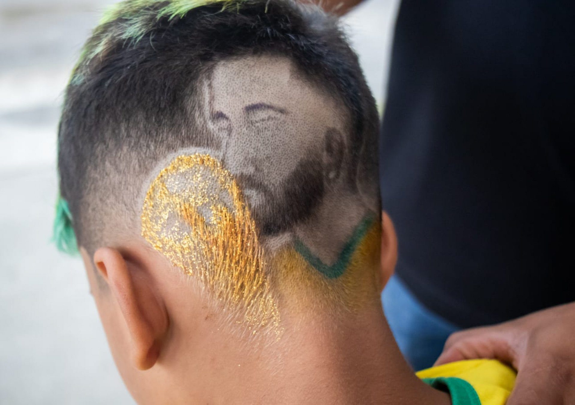 De Neymar a 'nevou' do Brasil, barbeiros mostram cortes inov