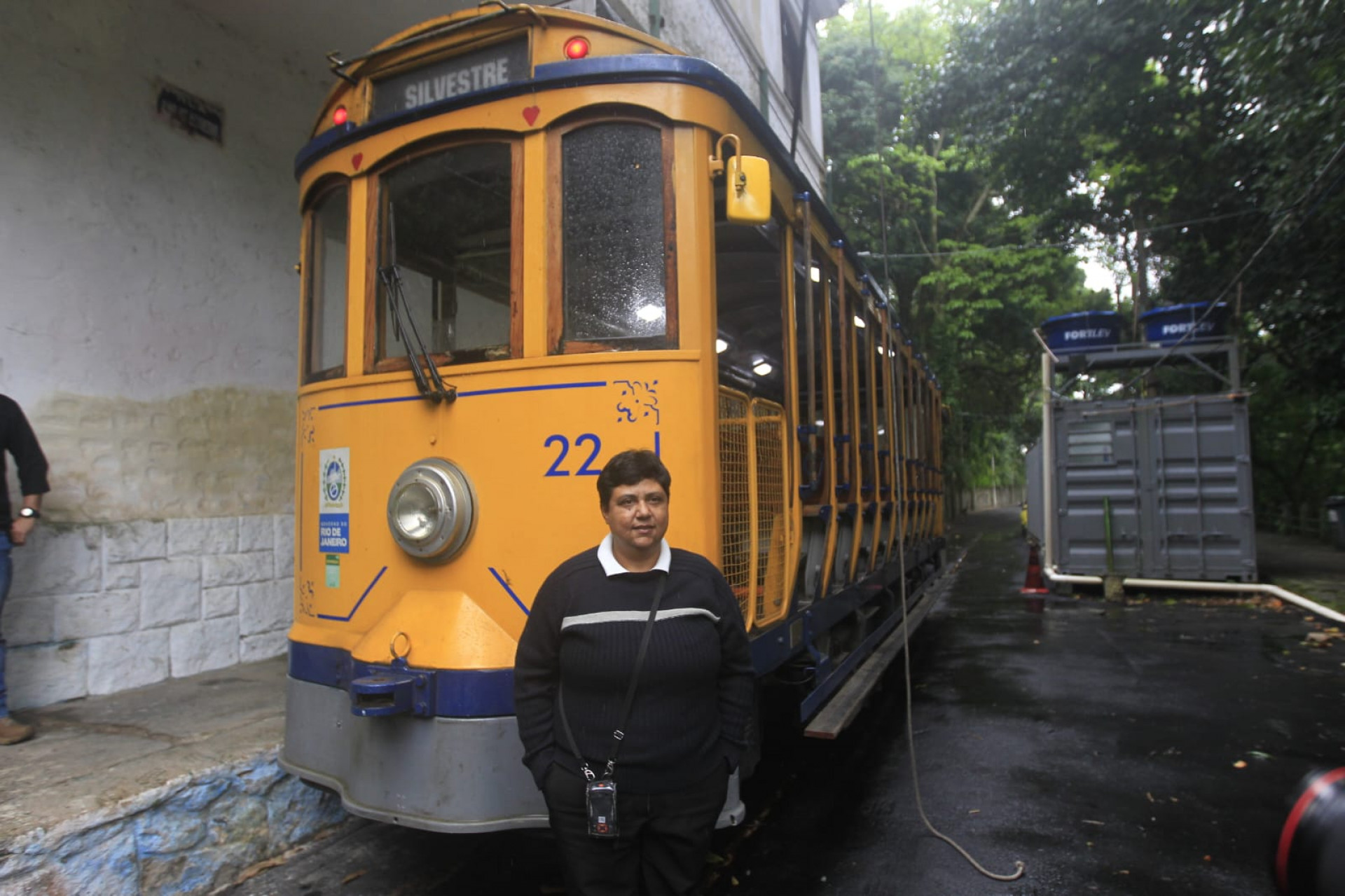 Na foto, Márcia de Souza, primeira e única motorneira a conduzir o Bonde de Santa Teresa - Reginaldo Pimenta/Agência O Dia