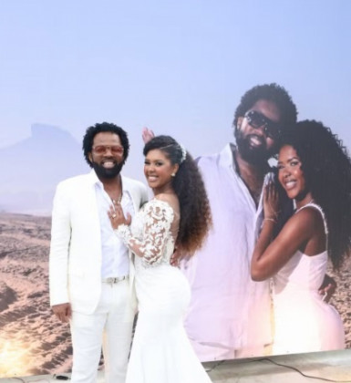 Casamento de Xande de Pilares e Thay Pereira reúne famosos no Rio