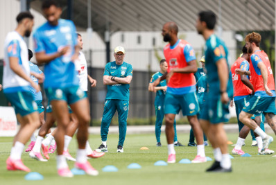 Brasil titular tem meio time diferente de primeiro jogo de Ancelotti