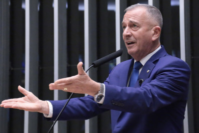 Desenvolvimento da Baixada Fluminense passa pela Dutra, afirma deputado