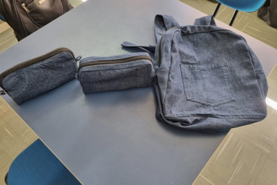 Uniformes antigos ganham nova vida e viram bolsas sustentáveis em projeto que beneficia Rio das Ostras