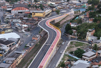 Desenvolvimento da Baixada Fluminense passa pela Dutra, afirma deputado
