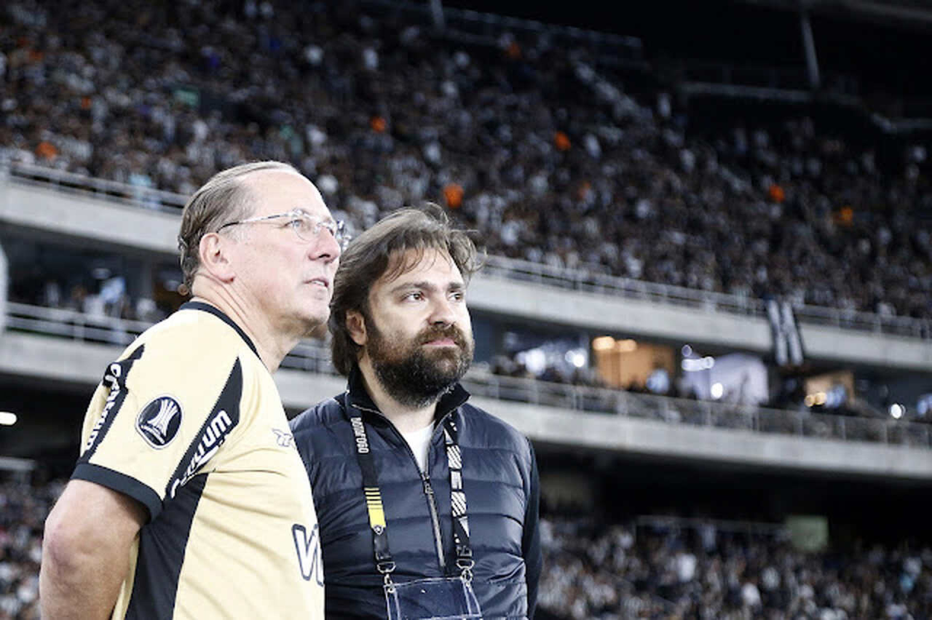 Textor cobra R$ 2 bilh&otilde;es de presidente e ex-presidente do Botafogo