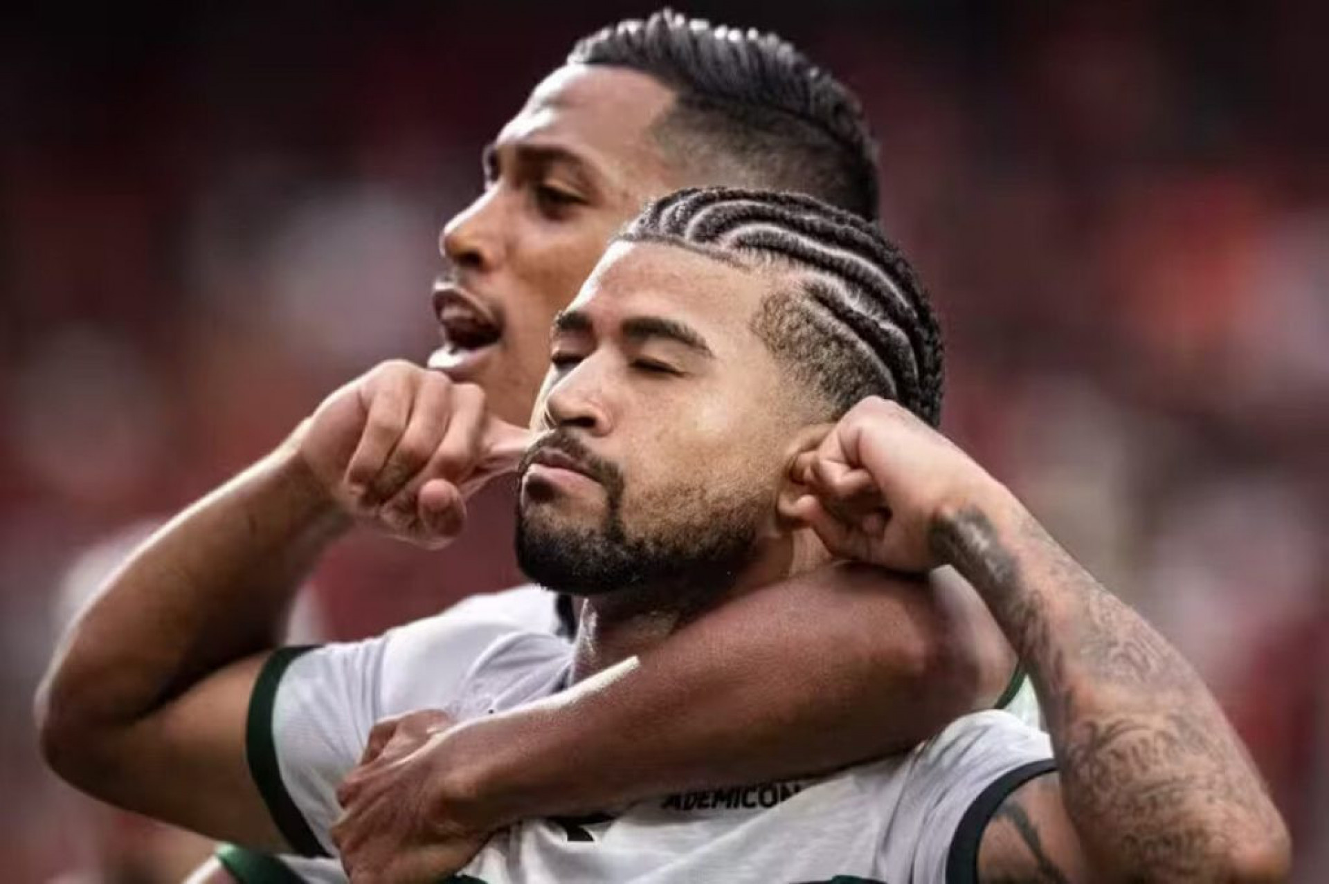 Em busca de refor&ccedil;os, Flamengo monitora destaque do Coritiba