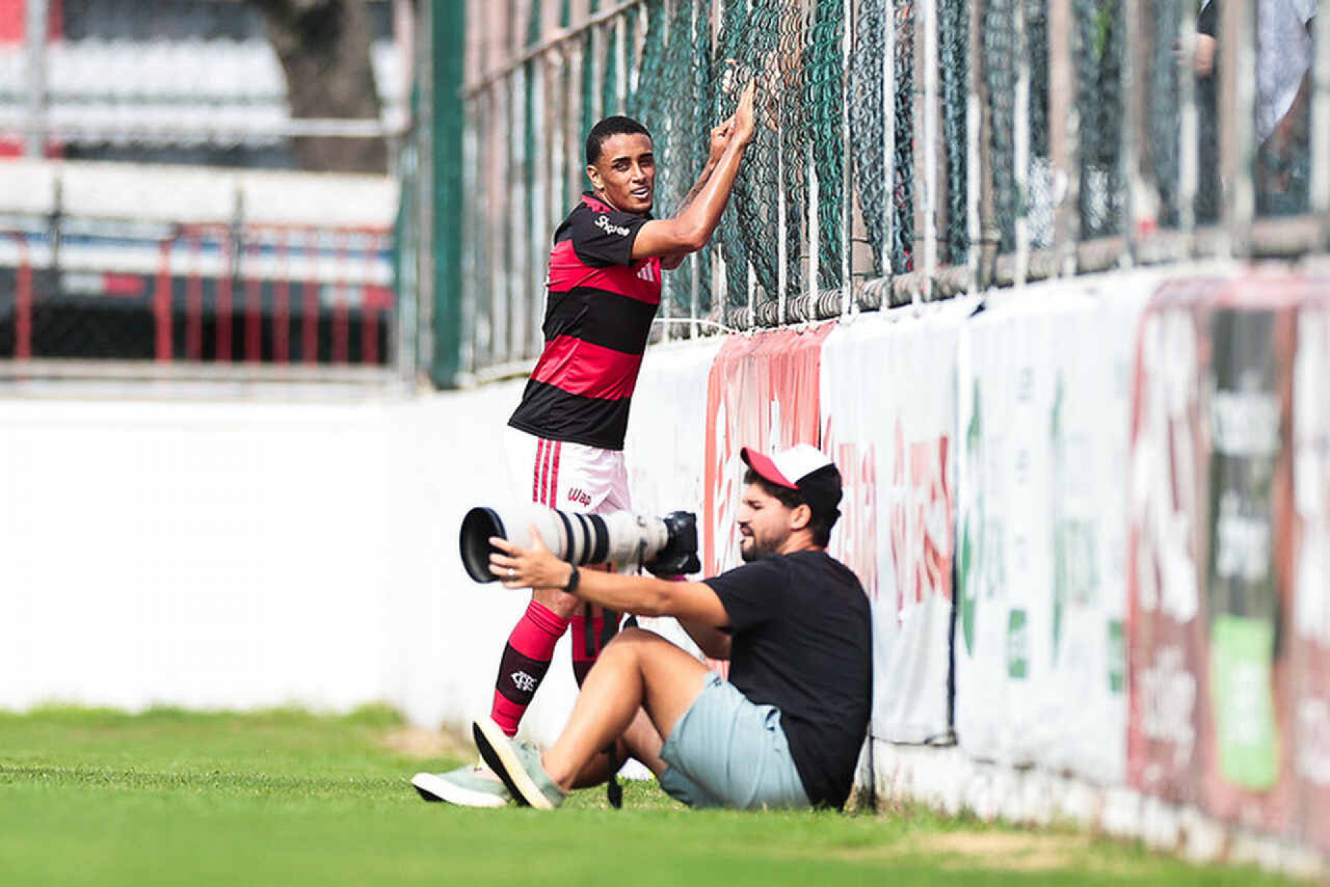 Flamengo est&aacute; perto de vender Ryan Roberto ao Shakhtar (UCR)