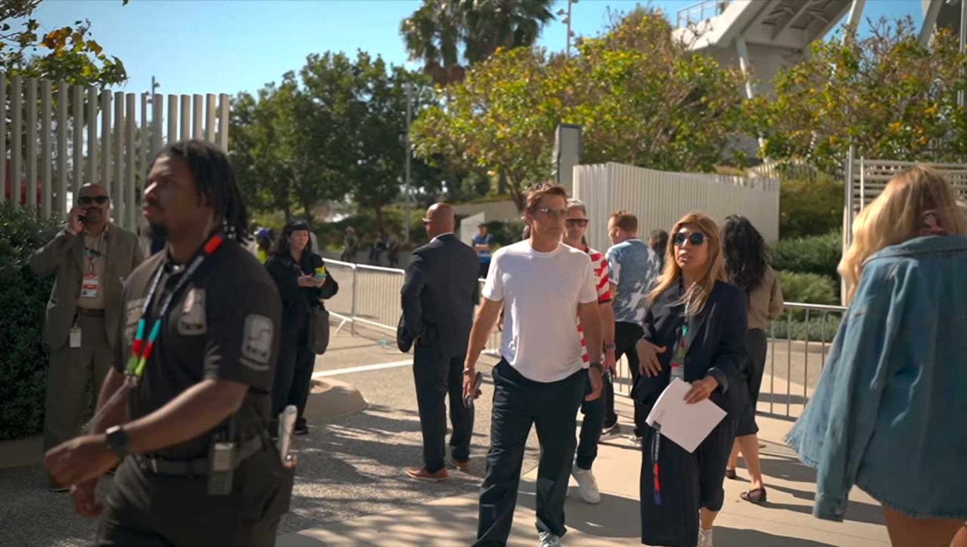 Tom Cruise e David Beckham v&atilde;o &agrave; estreia dos EUA na Copa