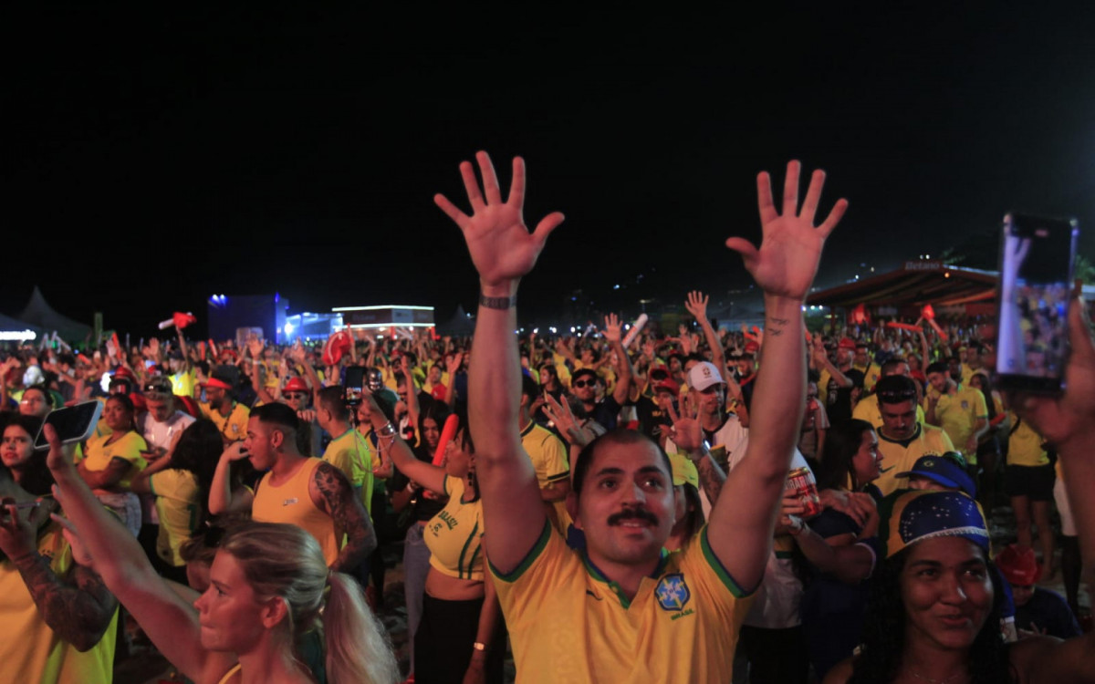 Movimentação na Fan Fest em Copacabana - Reginaldo Pimenta/Agência O DIA