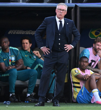 Ancelotti vê ansiedade na Seleção e admite estreia amarga: 'Esperava mais'