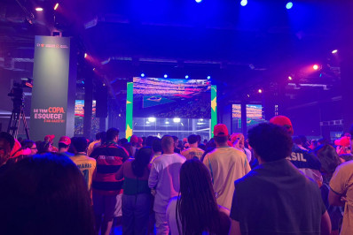 Festa, irritação e tensão: como os torcedores acompanharam a estreia do Brasil 
