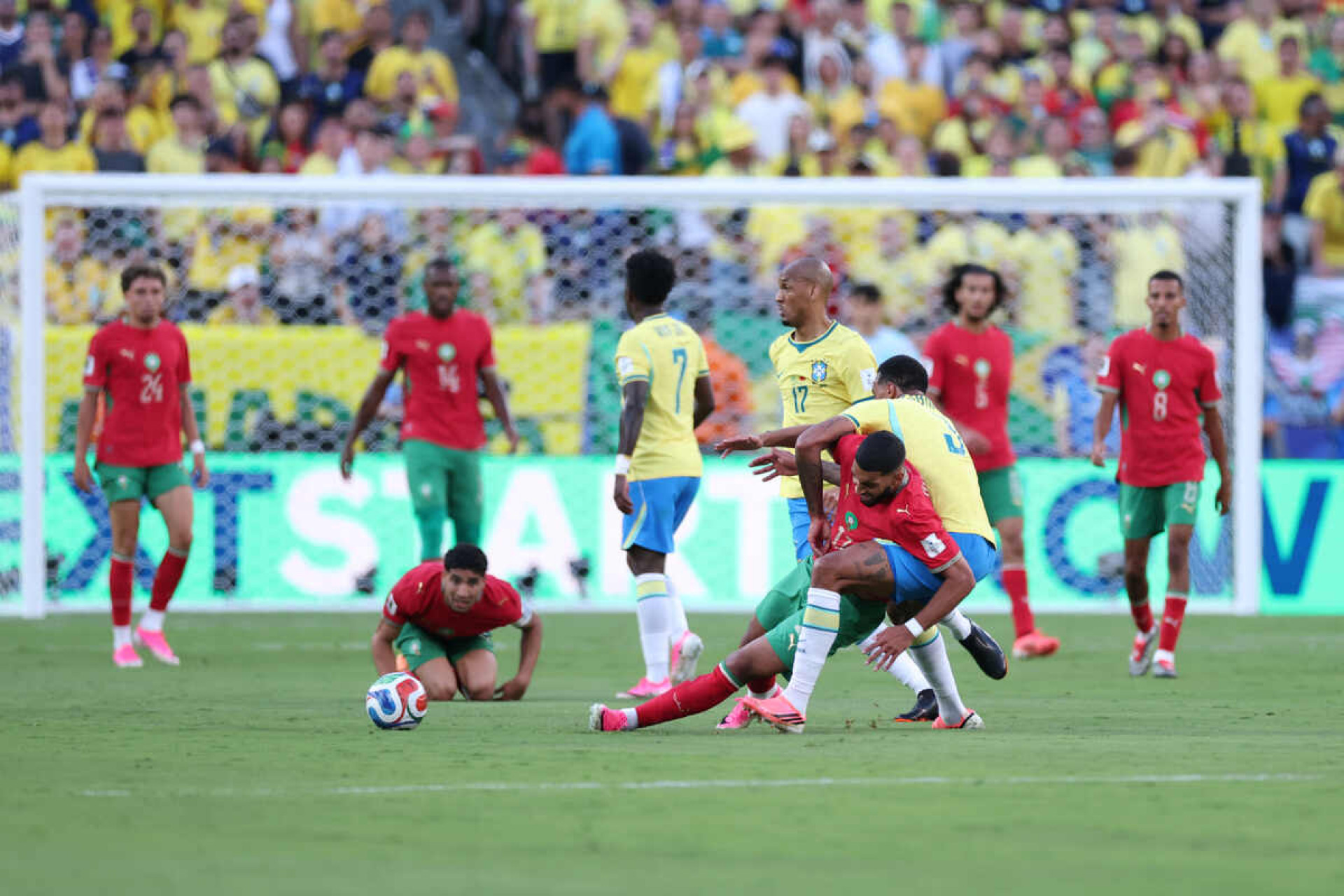 Empate com Marrocos quebra rotina e iguala pior estreia recente do Brasil em Copas