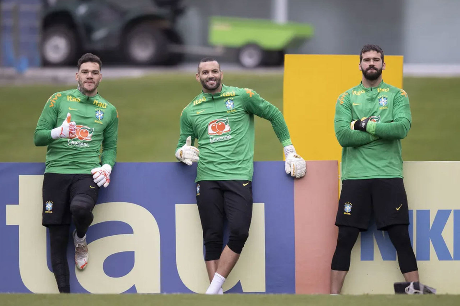 Taffarel explica escolha por Weverton na Sele&ccedil;&atilde;o e sai em defesa de Bento