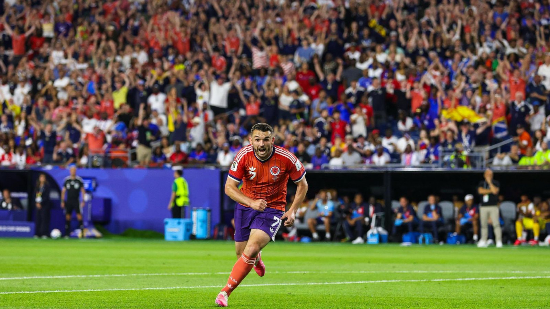 No grupo do Brasil, Escócia bate o Haiti na estreia na Copa do Mundo