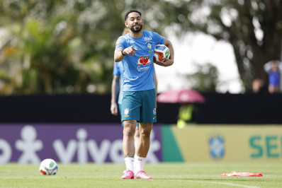 Matheus Cunha minimiza favoritismo do Brasil contra Noruega: 'Temos que focar'