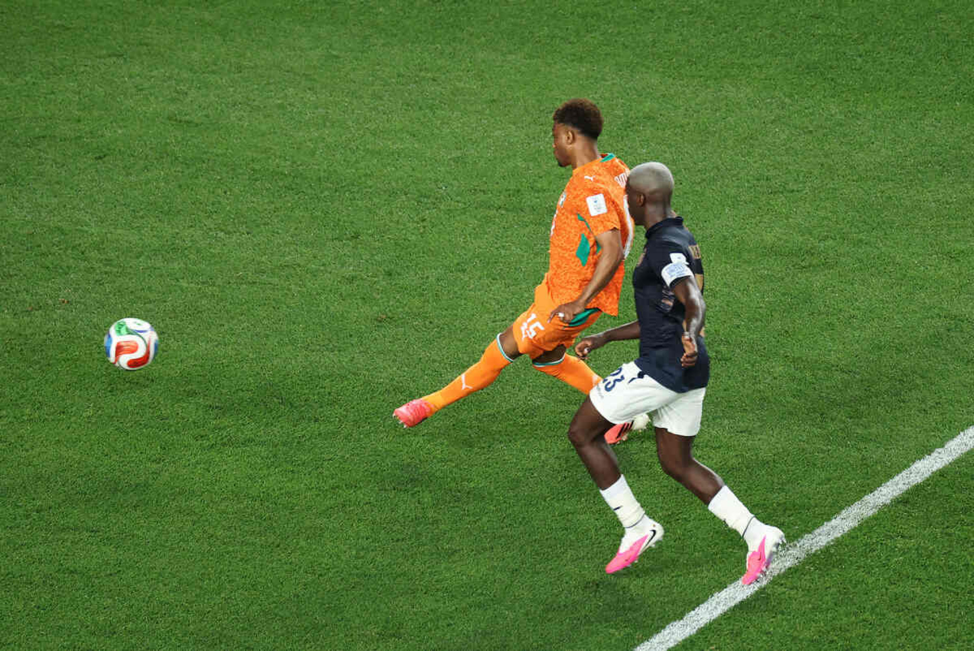 Diallo diz que Costa do Marfim foi &agrave; Copa para fazer hist&oacute;ria
