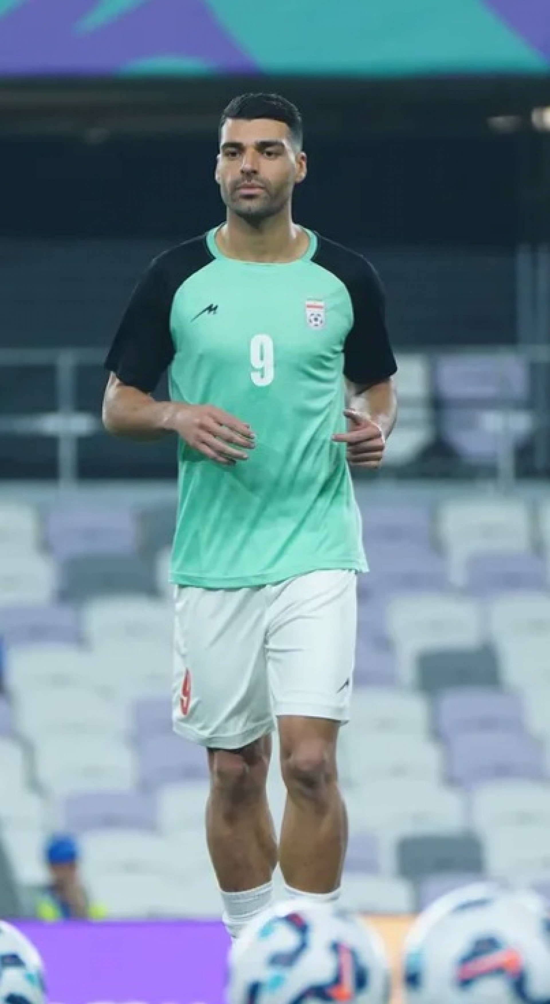 Mehdi Taremi joga pelo Irã - Divulgação / Seleção iraniana