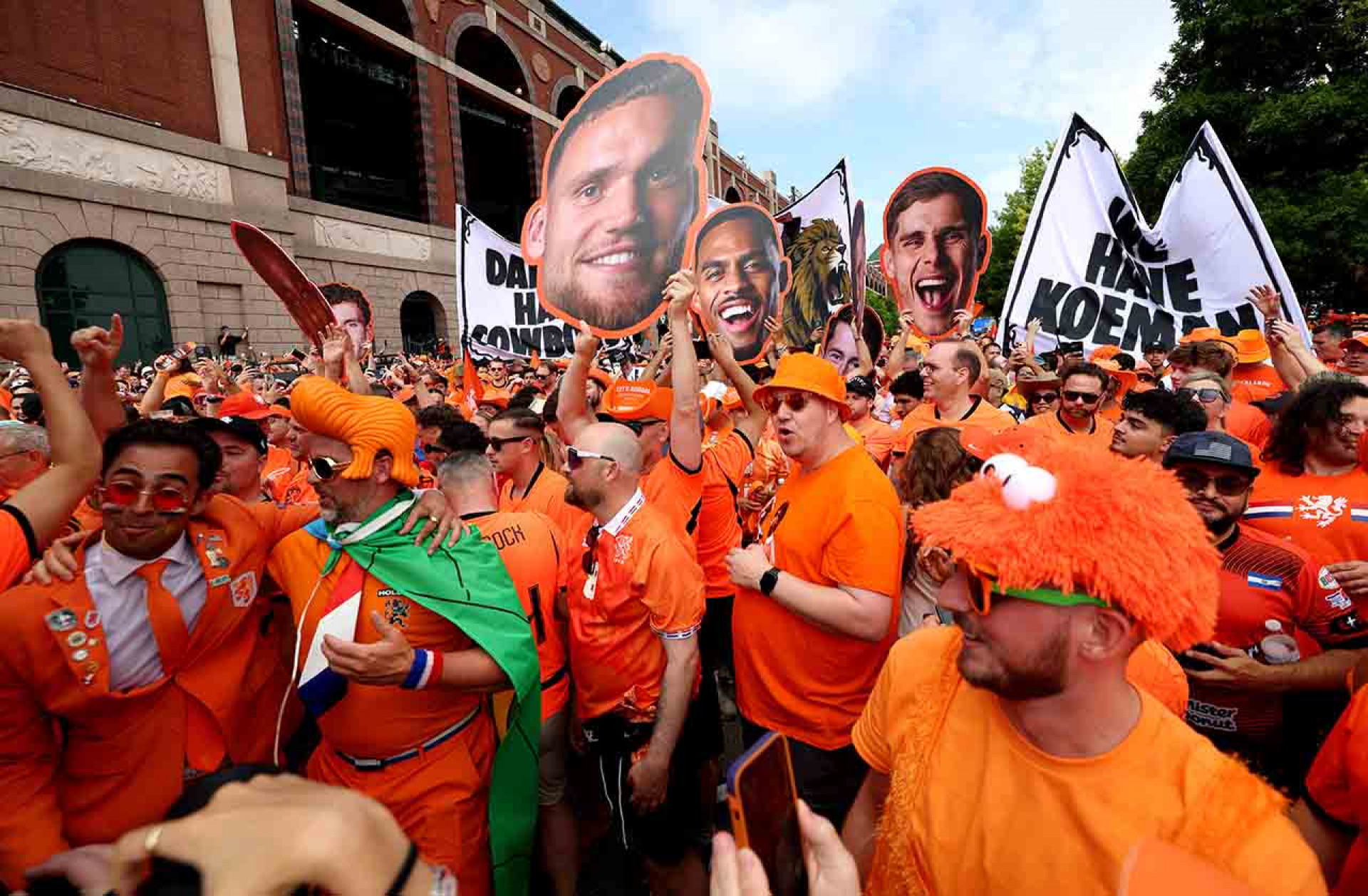 DALLAS, TEXAS - JUNE 14: Netherlands fans arrive before the FIFA World Cup 2026 Group F match between Netherlands and Japan at Dallas Stadium on June 14, 2026 in Dallas, Texas. (Photo by Charlotte Wilson/Getty Images)