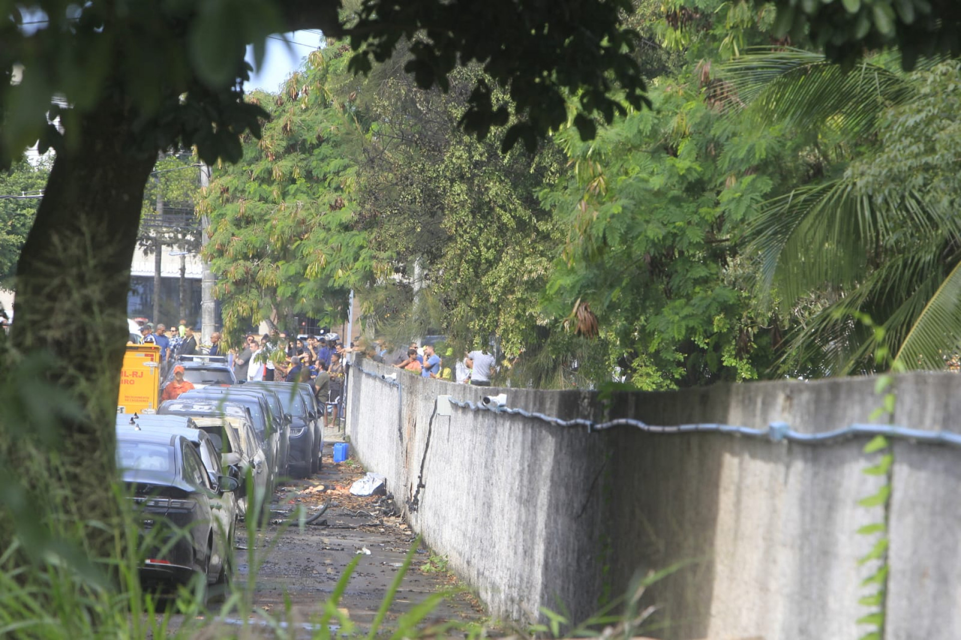 Queda de helicópteros deixou seis mortos, no Recreio dos Bandeirantes - Reginaldo Pimenta / Agência O Dia