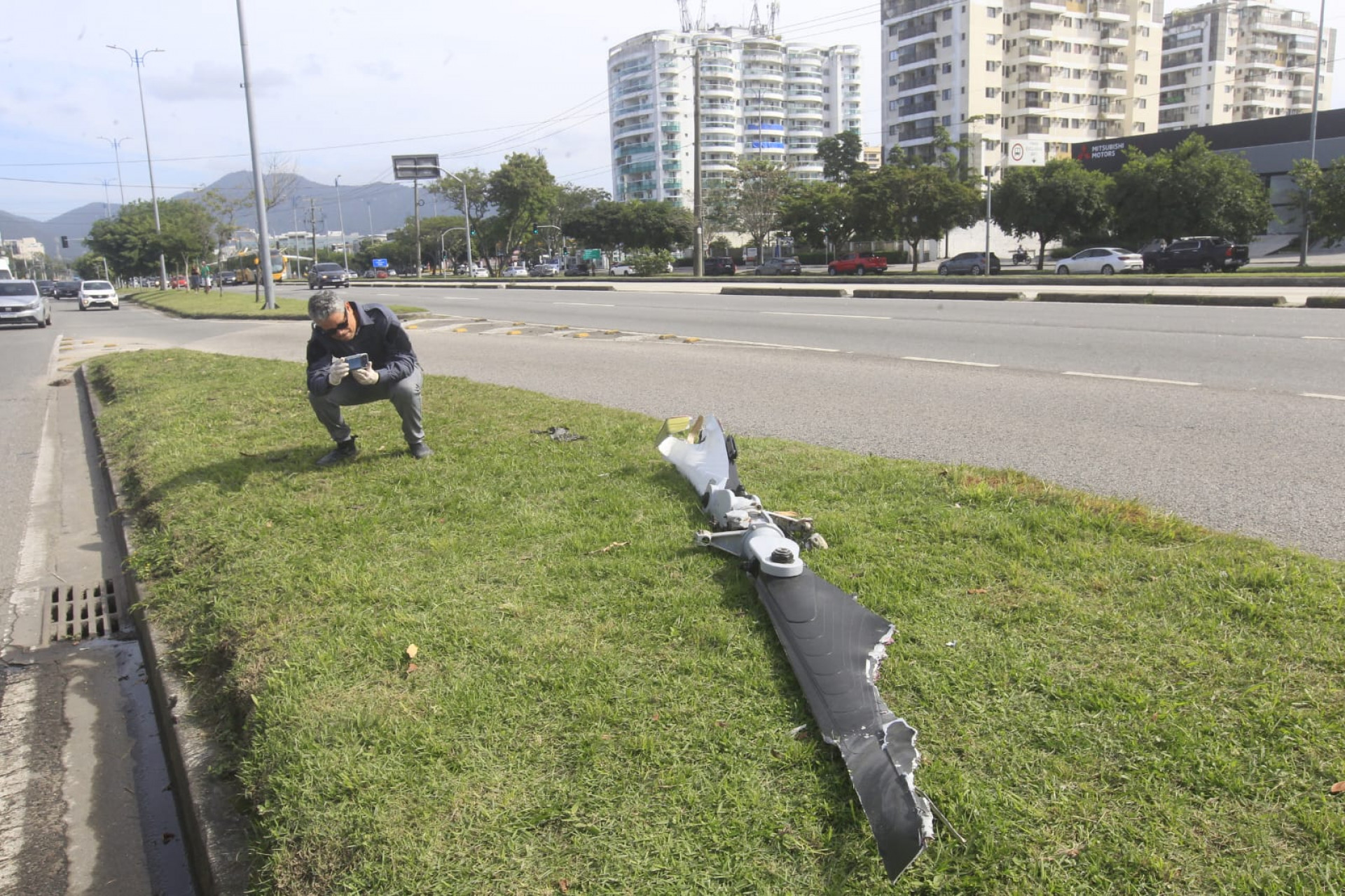 Queda de helicópteros deixou seis mortos, no Recreio dos Bandeirantes - Reginaldo Pimenta / Agência O Dia